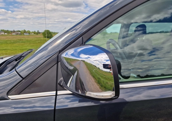 Chrysler Town &amp; Country cena 66500 przebieg: 188888, rok produkcji 2014 z Siedlce małe 742